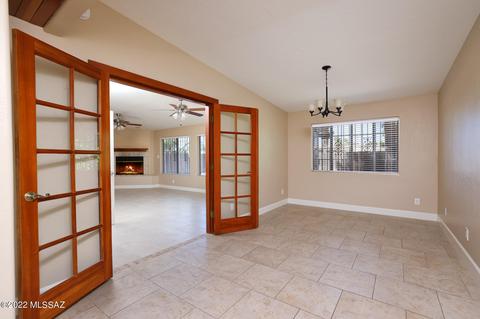 2817 N Laurel Ave, Tucson, AZ 85712 photo 10