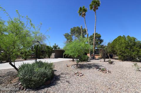 2817 N Laurel Ave, Tucson, AZ 85712 photo 1