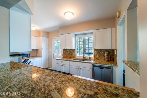 1909 E 8th St, Tucson, AZ 85719 photo 10
