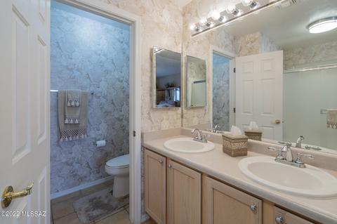 8845 E Meadow Spring Pl, Tucson, AZ 85747 photo 11