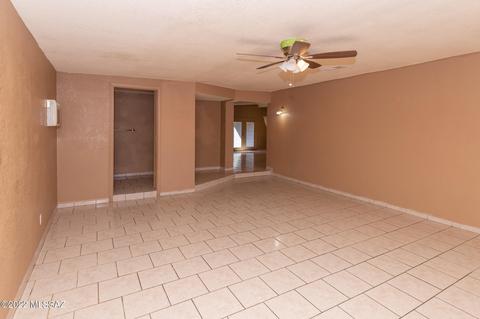 1126 E Garden Loop, Tucson, AZ 85706 photo 8