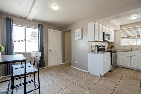 3000 S Harrison Rd, Tucson, AZ 85730 photo 11