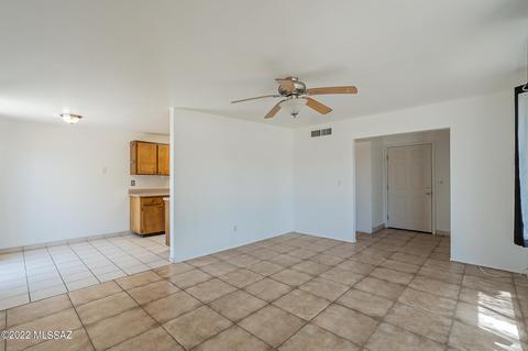 6981 E Brooks Dr, Tucson, AZ 85730 photo 5