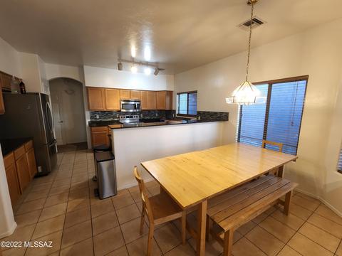 7635 E Fair Meadows Loop, Tucson, AZ 85756 photo 5