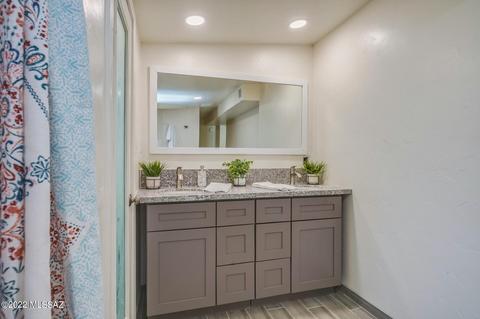 2020 E Copper St, Tucson, AZ 85719 photo 11