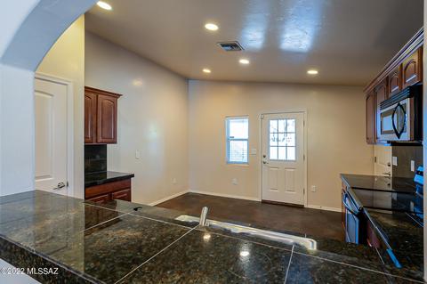 1133 E Hedrick Dr, Tucson, AZ 85719 photo 10
