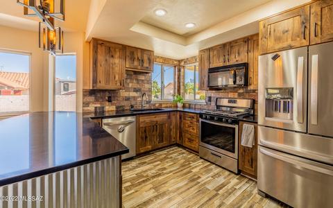 9600 E Ashford Dr, Tucson, AZ 85747 photo 4