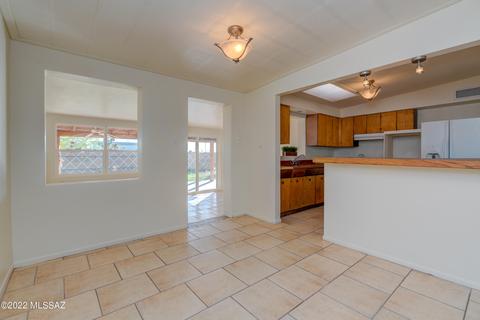 6502 E Baylor Dr, Tucson, AZ 85710 photo 8