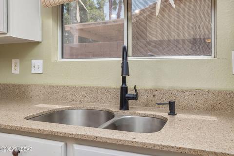 9609 E Paseo Juan Tabo, Tucson, AZ 85747 photo 19