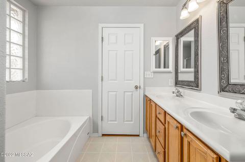 9609 E Paseo Juan Tabo, Tucson, AZ 85747 photo 24