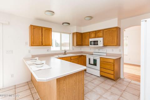 9191 N Eaglestone Loop, Tucson, AZ 85742 photo 13