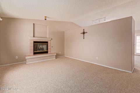 7940 S Danforth Ave, Tucson, AZ 85747 photo 2