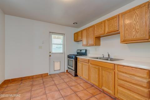 3751 E 24th St, Tucson, AZ 85713 photo 13