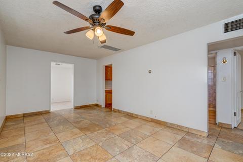 3751 E 24th St, Tucson, AZ 85713 photo 9