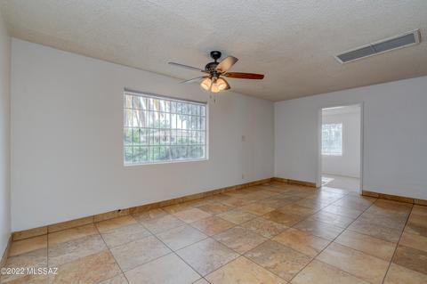 3751 E 24th St, Tucson, AZ 85713 photo 8