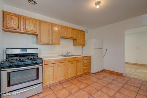 3751 E 24th St, Tucson, AZ 85713 photo 10