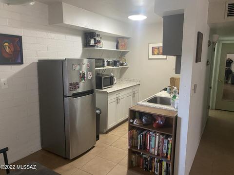 1003 E Silver St, Tucson, AZ 85719 photo 4