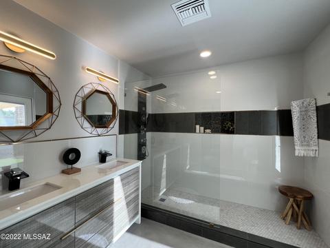 800 Elm St, Tucson, AZ 85719 photo 4