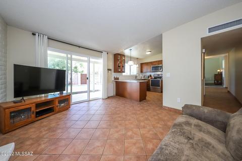 9261 E 8th St, Tucson, AZ 85710 photo 11