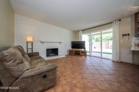 9261 E 8th St, Tucson, AZ 85710 photo 8