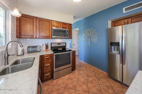 9261 E 8th St, Tucson, AZ 85710 photo 5