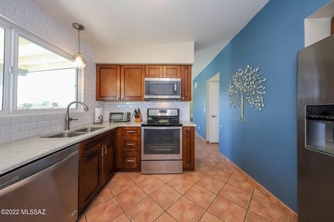 9261 E 8th St, Tucson, AZ 85710 photo 6