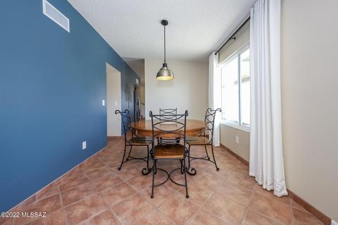 9261 E 8th St, Tucson, AZ 85710 photo 4
