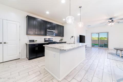 14266 E Yellow Sage Ln, Vail, AZ 85641 photo 9
