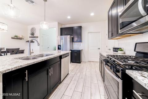 14266 E Yellow Sage Ln, Vail, AZ 85641 photo 11