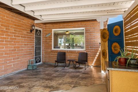 5731 E 3rd St, Tucson, AZ 85711 photo 2