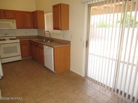 10387 E Danwood Way, Tucson, AZ 85747 photo 9