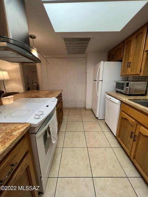 1200 E River Rd #A-4, Tucson, AZ 85718 photo 7