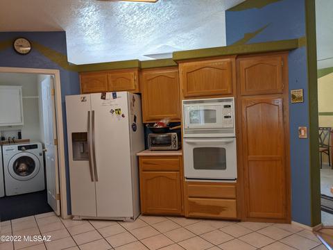 3502 S Goldleaf Loop, Tucson, AZ 85735 photo 3