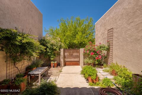9841 E Forest Grove Loop, Tucson, AZ 85749 photo 4