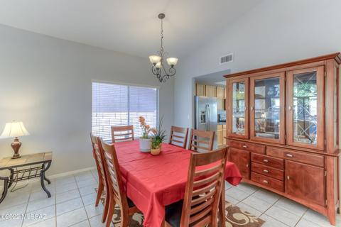 7561 S Laurel Willow Dr, Tucson, AZ 85747 photo 10