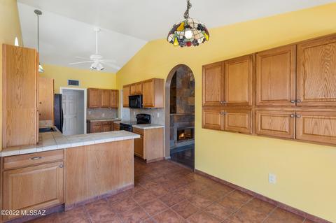 3682 W Thundercloud Loop, Tucson, AZ 85742 photo 14