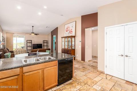 11480 E Desert Raptor Loop, Tucson, AZ 85747 photo 4