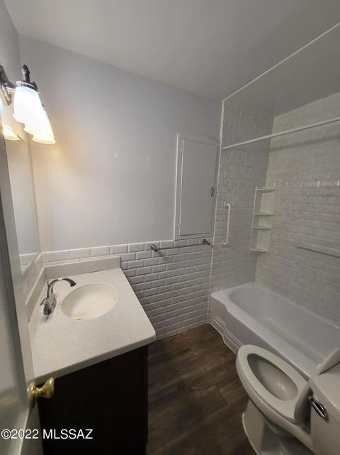 2414 E Beverly Dr, Tucson, AZ 85719 photo 8