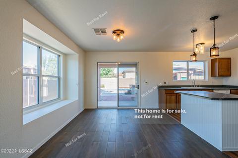 10655 S Silverbluff Dr, Vail, AZ 85641 photo 9
