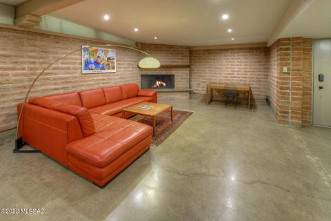 5611 E 9th St, Tucson, AZ 85711 photo 4