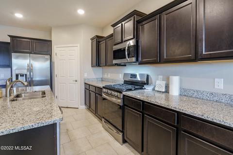 12226 E Becker Dr, Vail, AZ 85641 photo 11