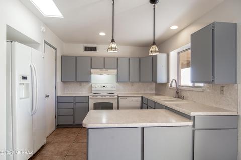 649 E Savannah St, Vail, AZ 85641 photo 11