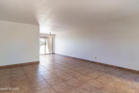 649 E Savannah St, Vail, AZ 85641 photo 9