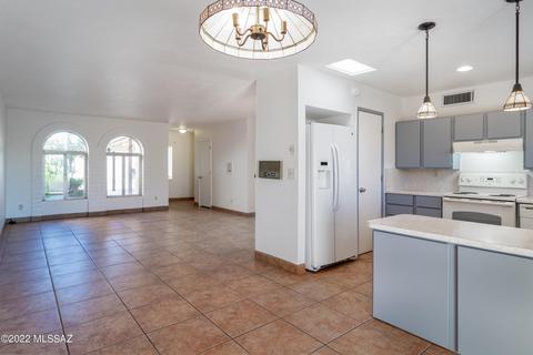 649 E Savannah St, Vail, AZ 85641 photo 10
