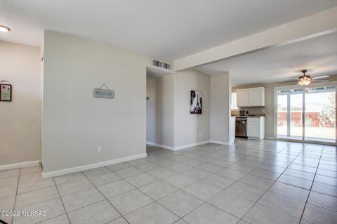 7741 E Apple Tree Dr, Tucson, AZ 85730 photo 7