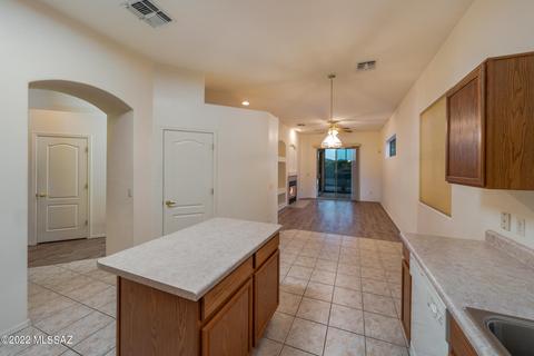649 E Pima Meadows Dr, Vail, AZ 85641 photo 8