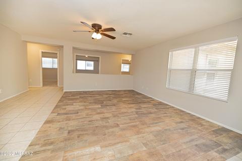 10681 S Silverbluff Dr, Vail, AZ 85641 photo 8