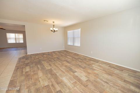 10681 S Silverbluff Dr, Vail, AZ 85641 photo 3