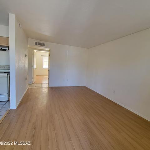 1071 E Halcyon Rd, Tucson, AZ 85719 photo 3