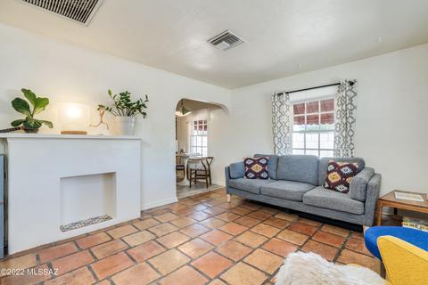 802 E Hedrick Dr, Tucson, AZ 85719 photo 4